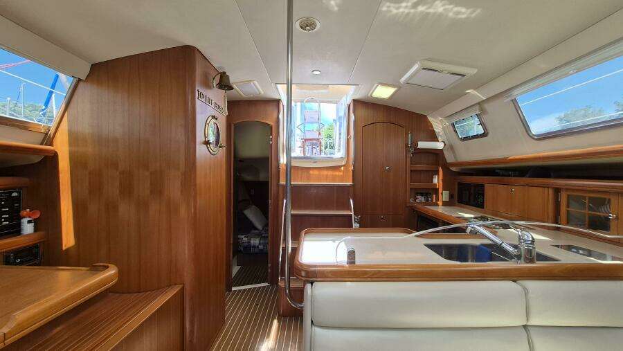 Ceiba 42ft Hunter Yacht For Sale