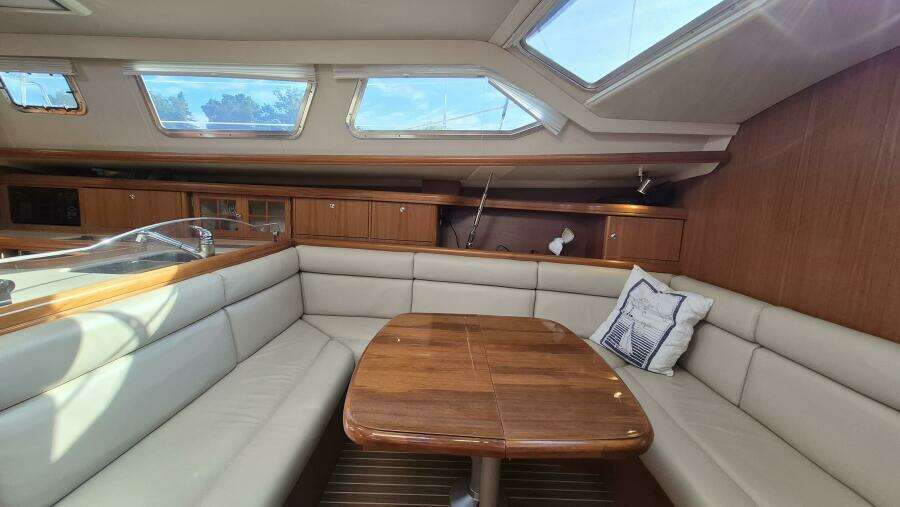 Ceiba 42ft Hunter Yacht For Sale