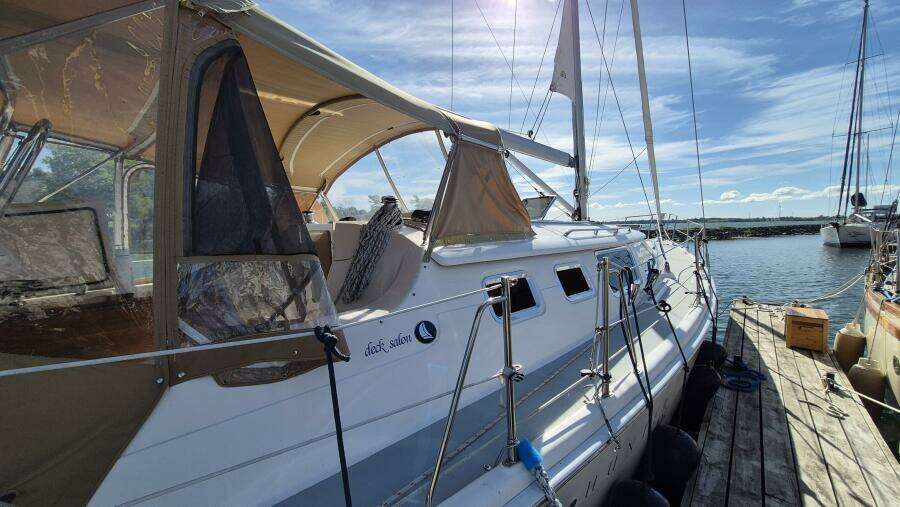 Ceiba 42ft Hunter Yacht For Sale