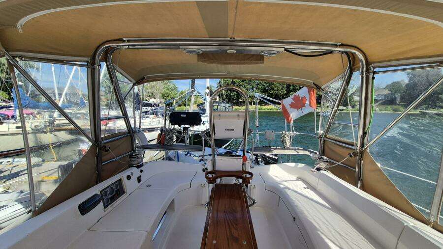 Ceiba 42ft Hunter Yacht For Sale