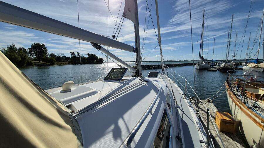 Ceiba 42ft Hunter Yacht For Sale