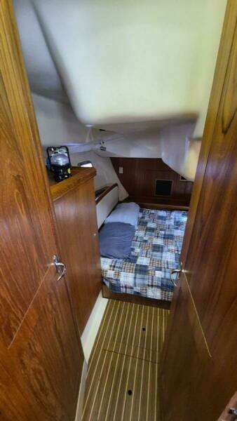 Ceiba 42ft Hunter Yacht For Sale
