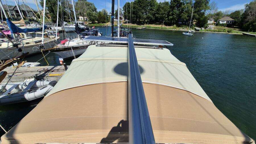 Ceiba 42ft Hunter Yacht For Sale