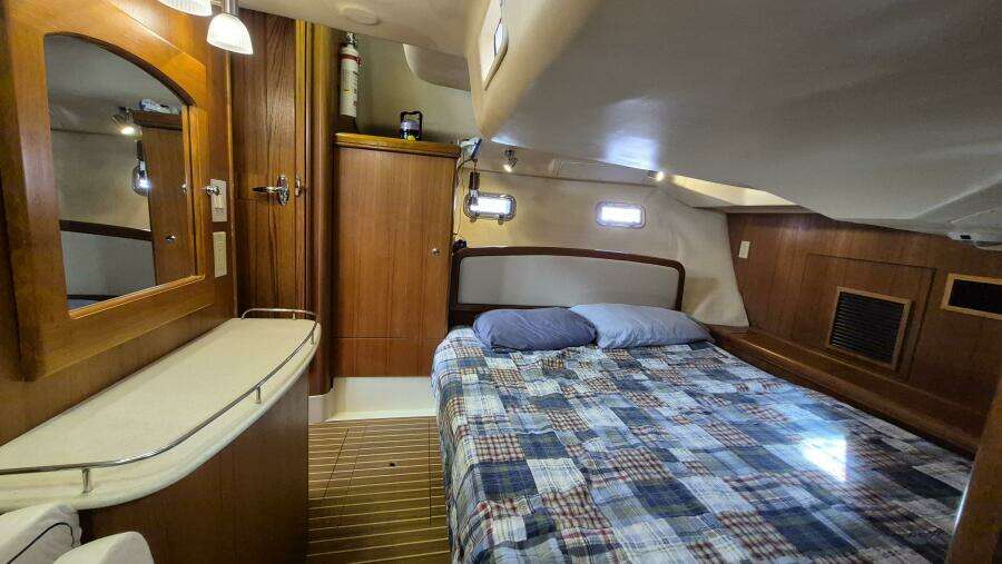 Ceiba 42ft Hunter Yacht For Sale