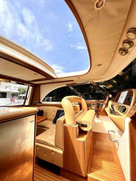 51ft Mochi Craft Yacht For Sale