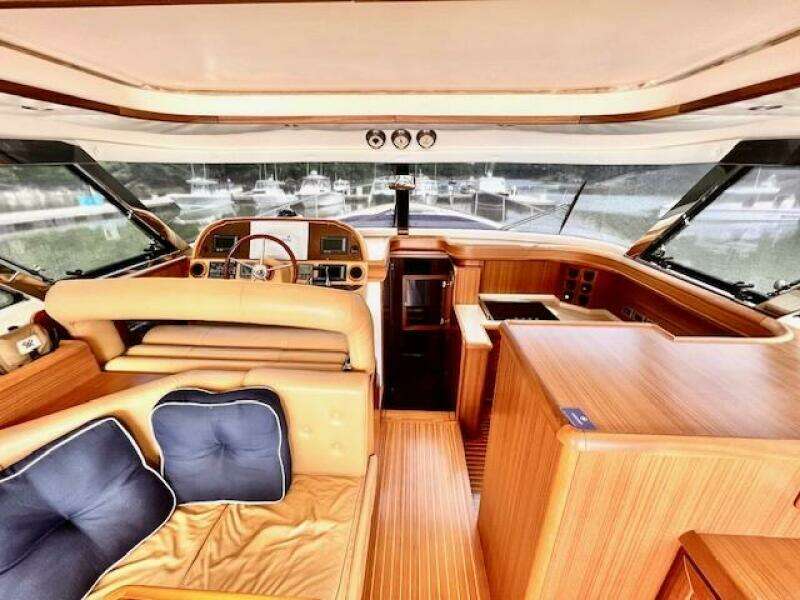 51ft Mochi Craft Yacht For Sale