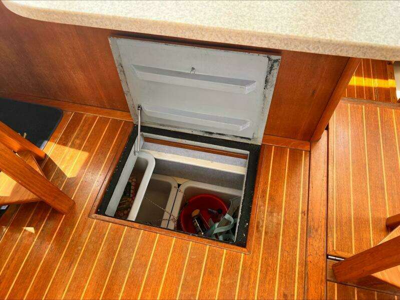 Kumbaya 43ft Mainship Yacht For Sale
