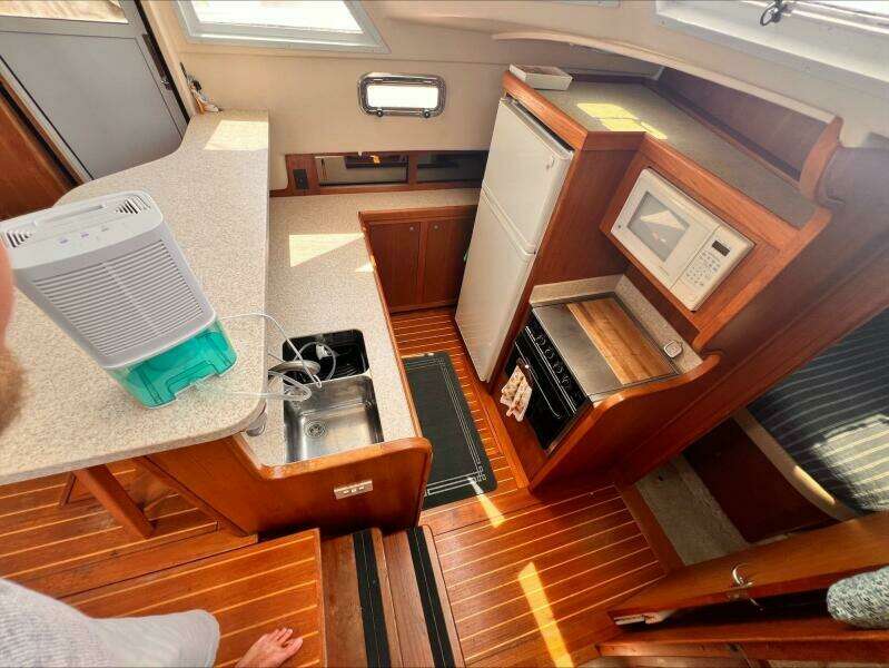 Kumbaya 43ft Mainship Yacht For Sale