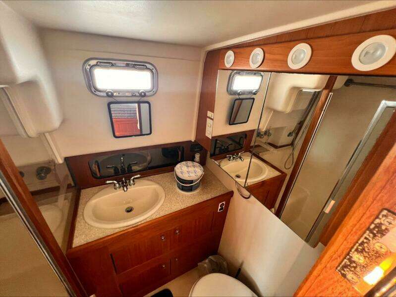 Kumbaya 43ft Mainship Yacht For Sale