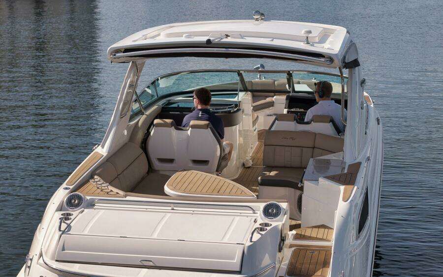 35ft Sea Ray Yacht For Sale