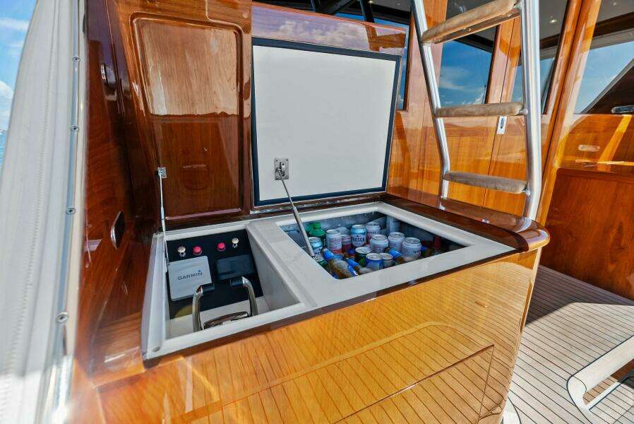 NIC NAC 53ft Merritt Yacht For Sale
