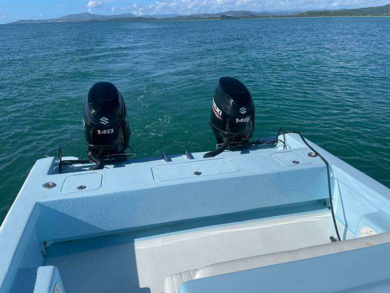 Blue Fin 26ft Twin Vee Yacht For Sale