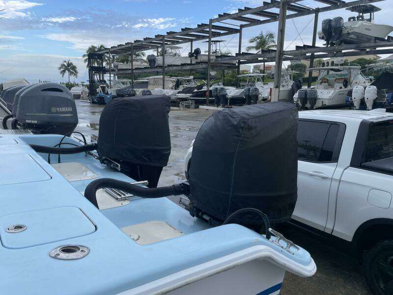Blue Fin 26ft Twin Vee Yacht For Sale