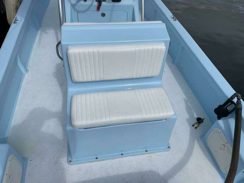 Blue Fin 26ft Twin Vee Yacht For Sale