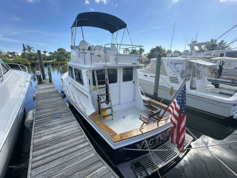 VICTORY 36ft Nauset Yacht For Sale
