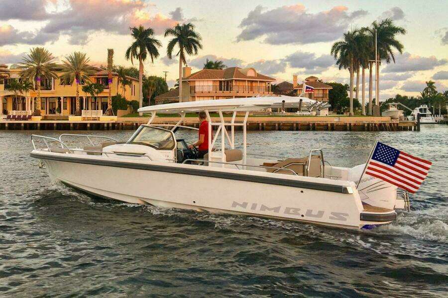 31ft Nimbus Yacht For Sale