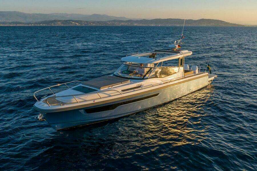 40ft Nimbus Yacht For Sale
