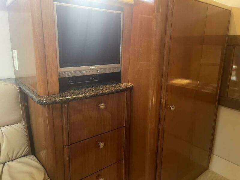 SPOONBILL 41ft Meridian Yacht For Sale