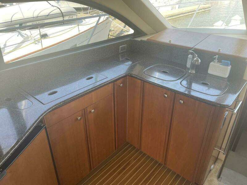SPOONBILL 41ft Meridian Yacht For Sale
