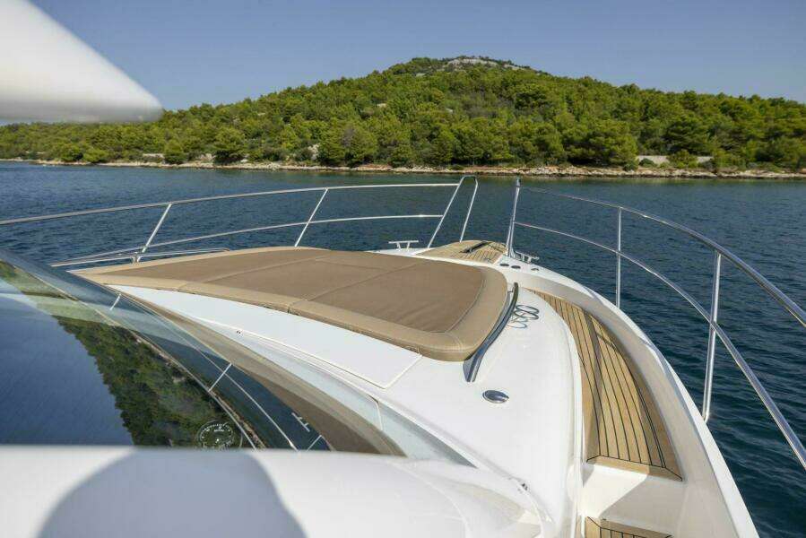 43ft Nimbus Yacht For Sale