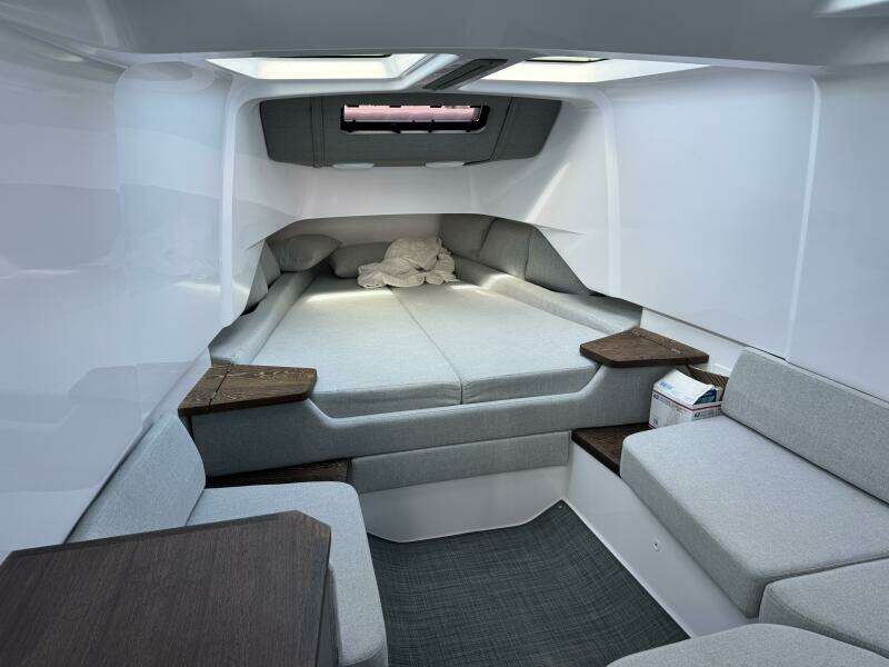 37ft Axopar Yacht For Sale