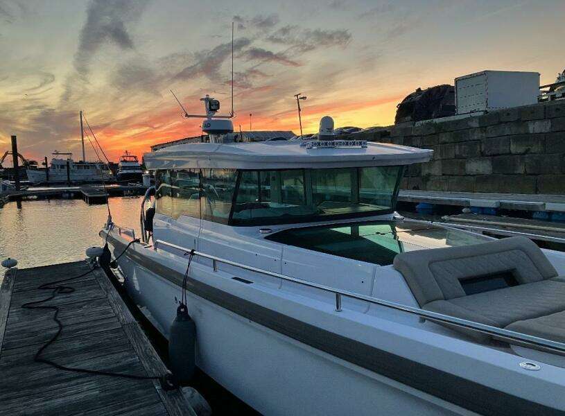 37ft Axopar Yacht For Sale