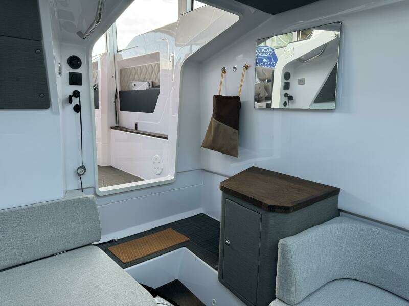 37ft Axopar Yacht For Sale