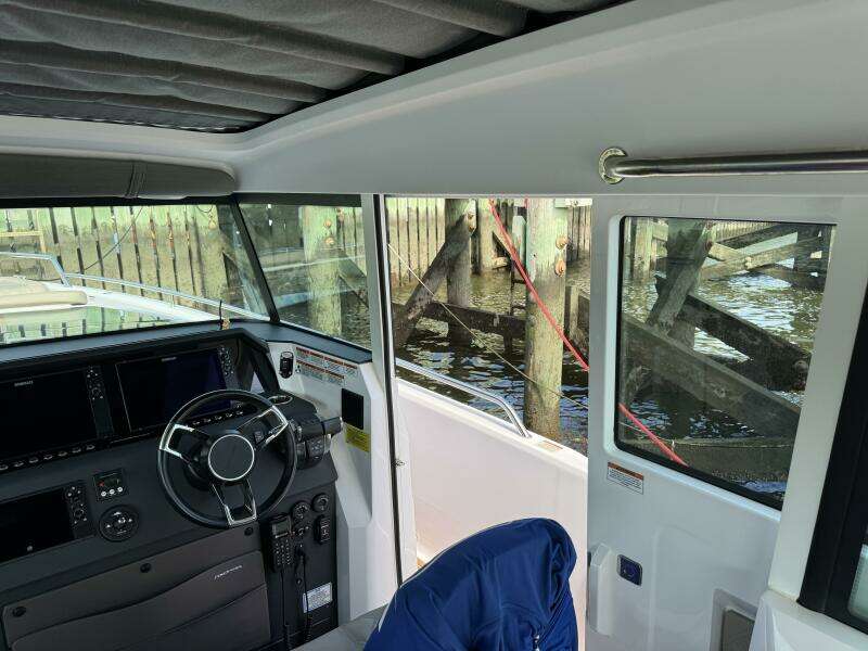 37ft Axopar Yacht For Sale
