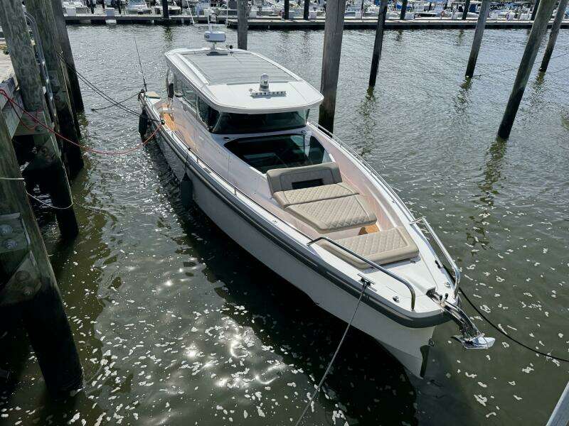 37ft Axopar Yacht For Sale