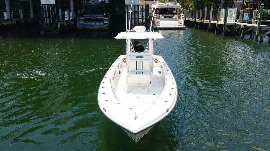 GET REEL 28ft Whitewater Yacht For Sale