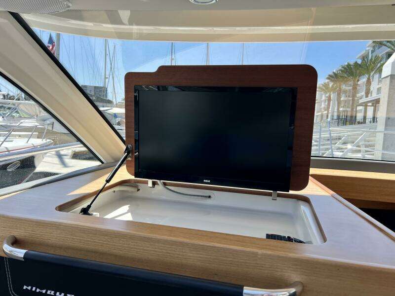 Kala 38ft Nimbus Yacht For Sale