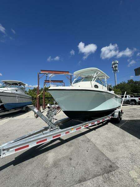 24ft Grady White Yacht For Sale
