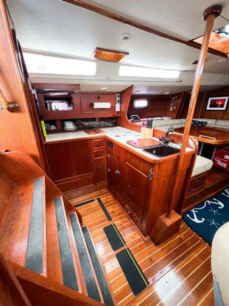 SUNDANCE 42ft Trintella Yacht For Sale