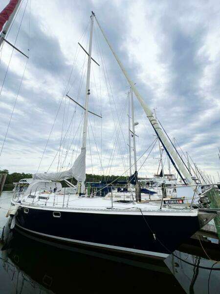 SUNDANCE 42ft Trintella Yacht For Sale
