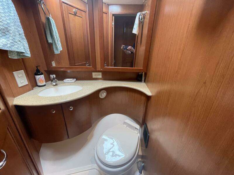 38ft Silverton Yacht For Sale