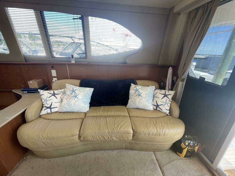 38ft Silverton Yacht For Sale
