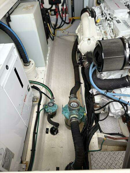 34ft Back Cove Yacht For Sale