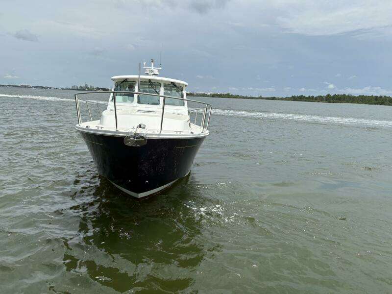 34ft Back Cove Yacht For Sale