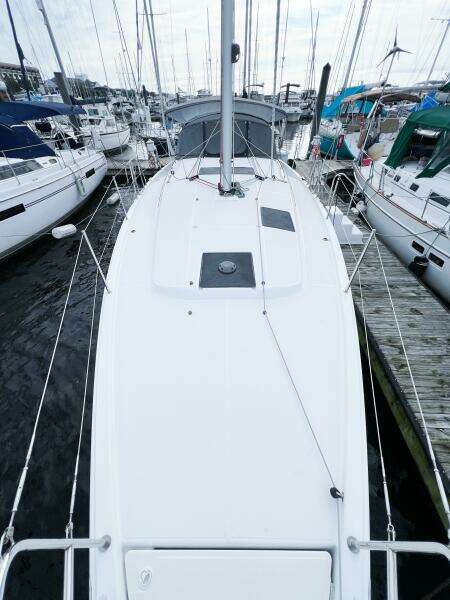 SILVER GIRL 41ft Jeanneau Yacht For Sale