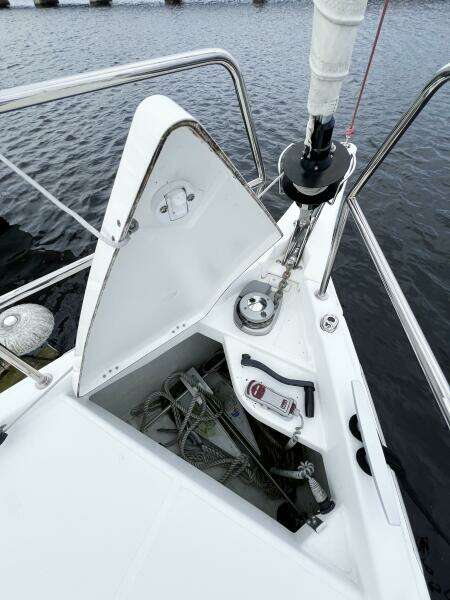 SILVER GIRL 41ft Jeanneau Yacht For Sale