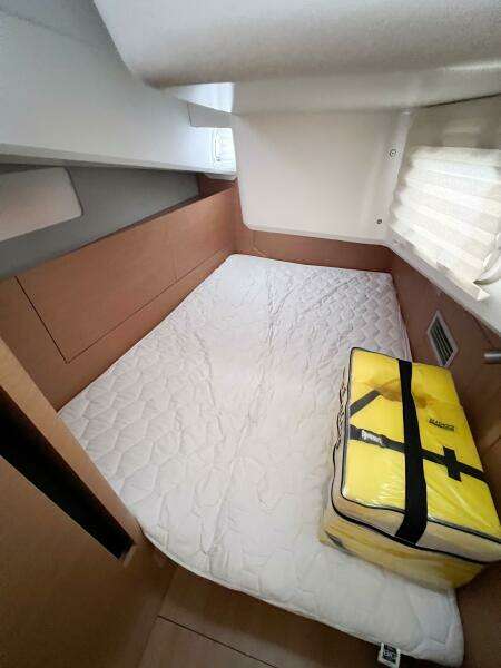 SILVER GIRL 41ft Jeanneau Yacht For Sale