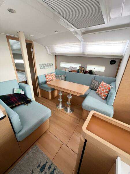 SILVER GIRL 41ft Jeanneau Yacht For Sale