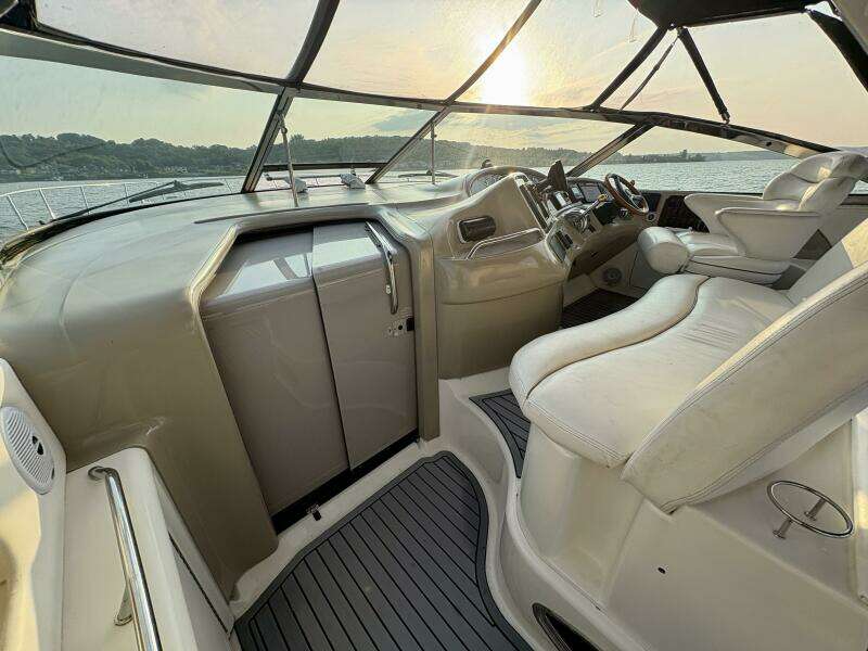 EMPTY POCKETS 46ft Sea Ray Yacht For Sale