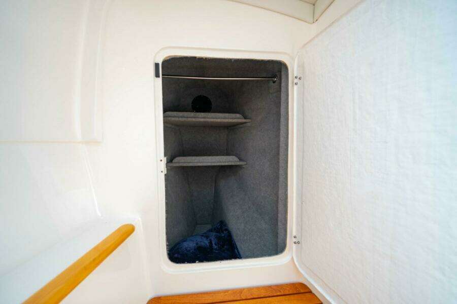 Making Waves 38ft Seawind Yacht For Sale