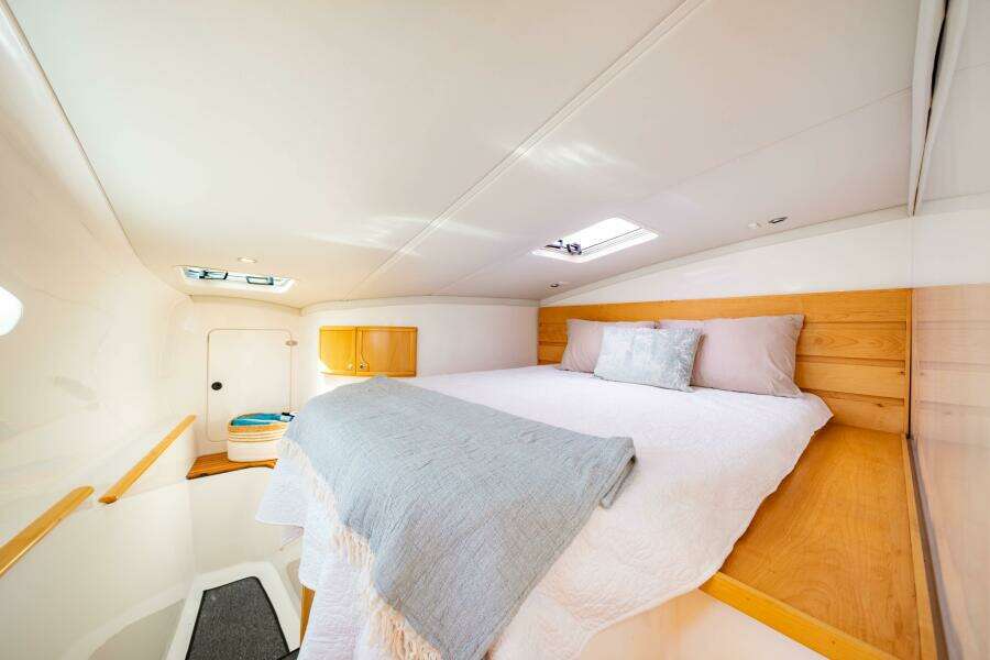 Making Waves 38ft Seawind Yacht For Sale