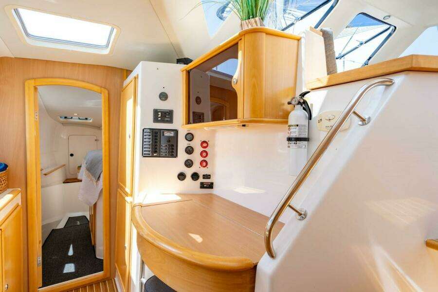 Making Waves 38ft Seawind Yacht For Sale