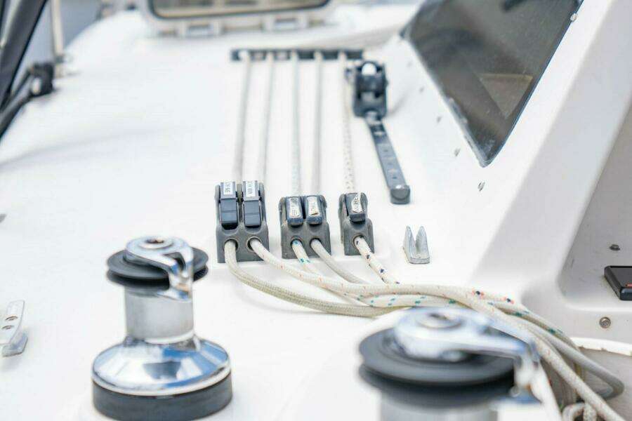 Making Waves 38ft Seawind Yacht For Sale