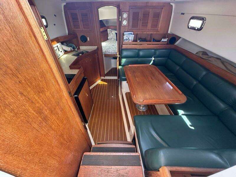 Optimist 34ft Mainship Yacht For Sale