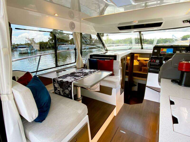 Pong Sang 35ft Jeanneau Yacht For Sale