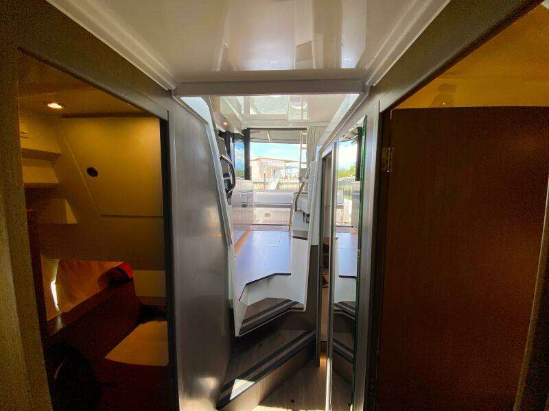 Pong Sang 35ft Jeanneau Yacht For Sale